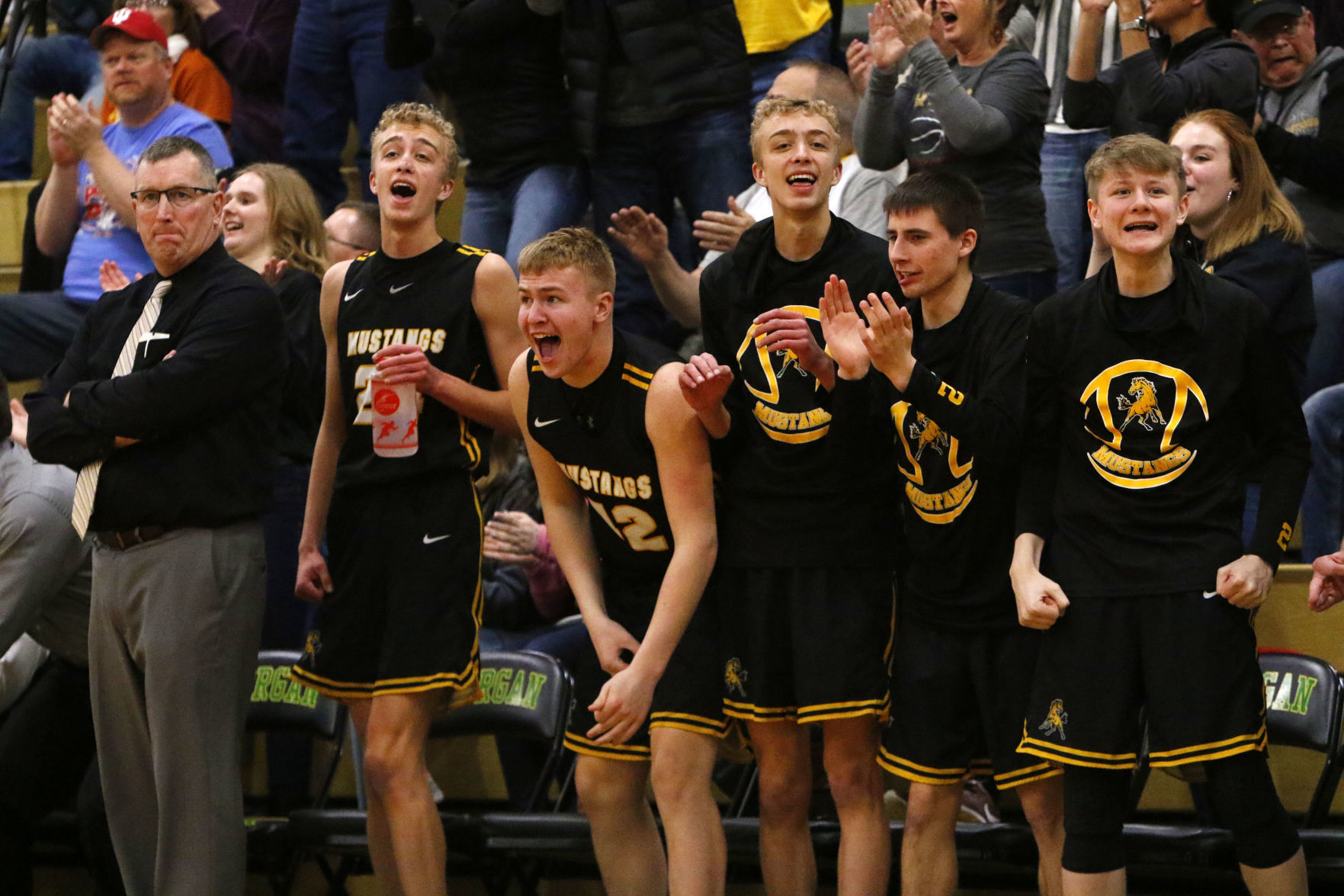 Gallery: Boys basketball Class A sectional final - Kouts vs. 21st Century